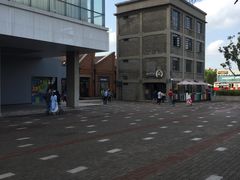 -TIMES CITY OUTLETS 时代·城市·奥特莱斯(上海国际时尚中心店)