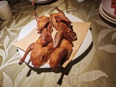 脆皮鸽子-锦绣金山人家(友谊店)