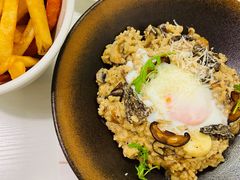 温泉蛋黑白松露烩饭-娜娜家•Nana’s restaurant (爱琴海店)