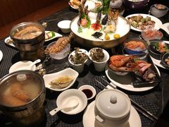 -半岛翡丽海鲜自助餐厅(观风亭店)