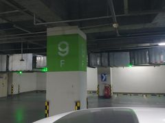 -伟东·乐客城-停车场
