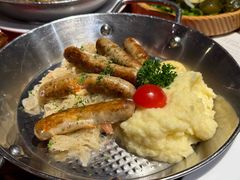 -申德勒加油站餐厅(三里屯北小街店)