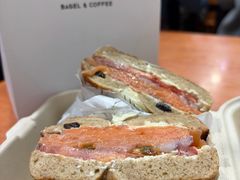 -HOLY BAGEL(苏河店)