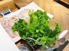 -东椰·海南椰子鸡火锅(朝阳门店)