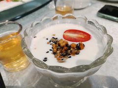 酸奶-马尔龙新疆饭店·清真(长青路店)