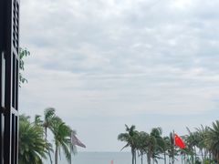 -亚龙湾喜来登·美景台大堂吧