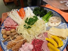 -周小明火锅(黑金冠社区店)