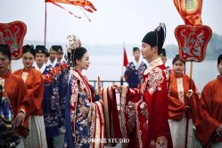 -全城热恋璀璨婚纱摄影(国贸总店)