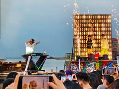 -北戴河碧螺塔海上酒吧公园