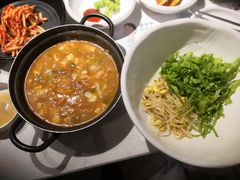 本家大酱汤的菜-本家韩国烤肉(青岛万象城店)