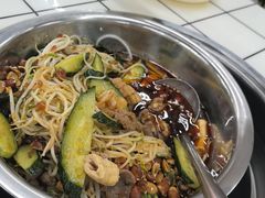 -周良天山牛杂城(天山路总店)