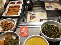 -海底捞火锅(金山百联店)