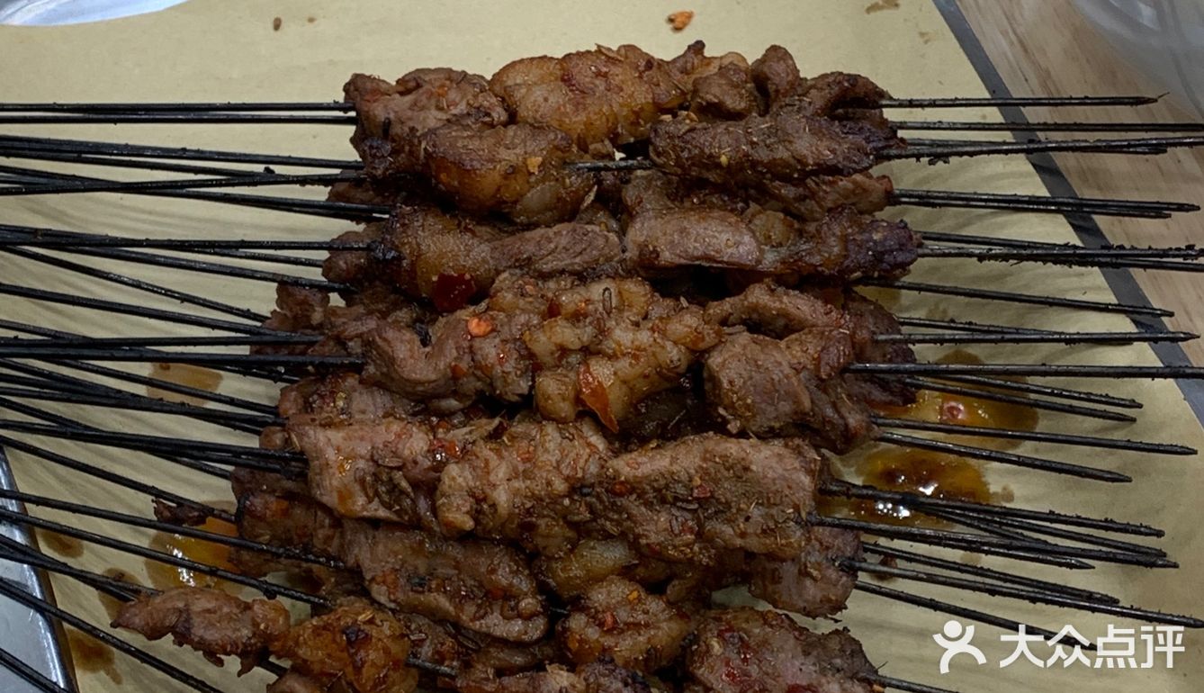 1.2r一串的烤肉哪里找