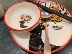 -新白鹿餐厅(湖滨银泰IN77C区店)