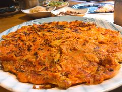 泡菜饼-唯成•韩国炭火烤肉 유성고기