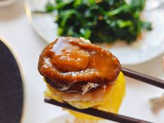 鲍鱼烧卖-东海朗廷酒店-唐阁T’ANG COURT 中餐厅