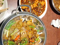 -川人百味·水煮活鱼(赛罕万达店)