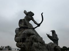-巴陵广场