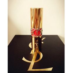 -YVESSAINTLAURENT