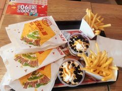 川辣嫩牛五方欢聚餐-肯德基(高州店)