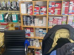 -手机维修手机贴膜(上海江桥万达广场店)