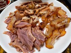 -陆记牛庄·碳锅龙虾烧烤(爱上花园店)