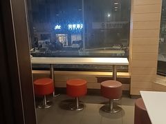 -麦当劳(乳山路店)