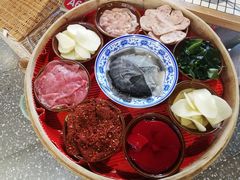 土货九大碗-董眼镜火锅(洪崖洞总店)