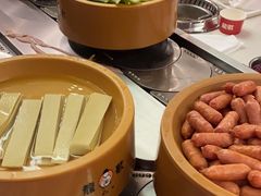 -龍歌自助小火锅(市南金茂湾店)