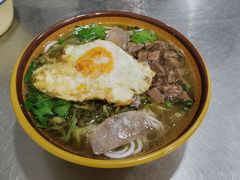 -花溪牛肉粉(八鸽岩店)