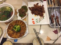 -马尔龙新疆饭店·清真(瑞景店)