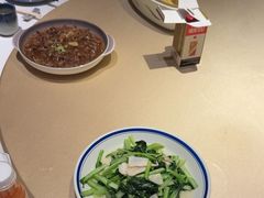 -八府香鸭·啫啫煲(华山路店)