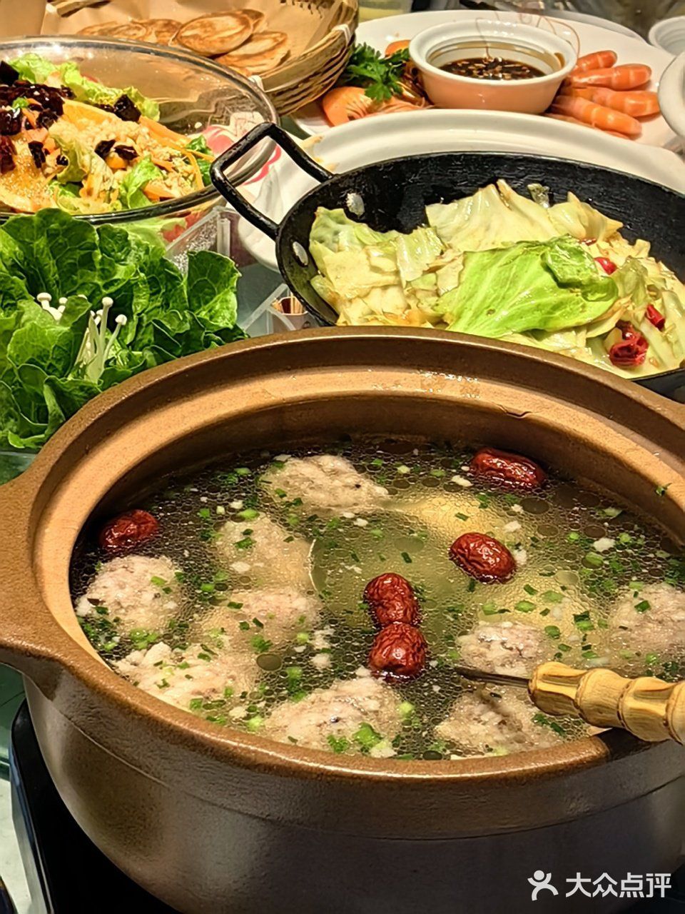 人生建议！吃完青山这家湘菜再去武汉站
