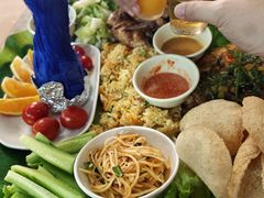 -沐毫傣泐云南菜孔雀宴•手抓饭傣味烧烤(曼听公园店)