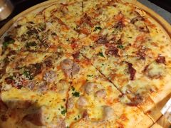 意大利四肉披萨-米兰西点(人民大街店)
