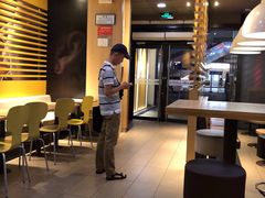 -麦当劳(海岸城店)