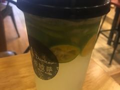 -Tube station站点比萨(王府井百货店)