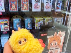 -泡泡玛特POPMART(凯德大峡谷店)