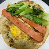 电饭锅做的抱蛋煎饺，网上教程很多大家可以试试