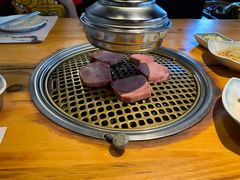 -唯成•韩国炭火烤肉 유성고기