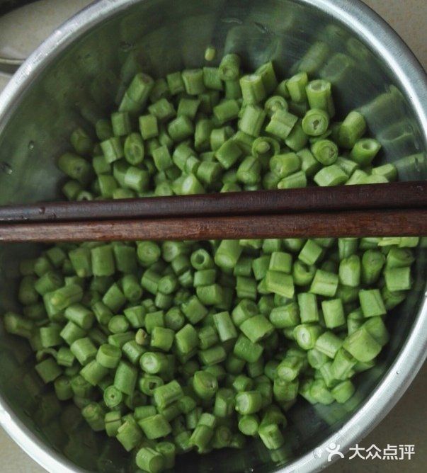 非常简单的豆角炒蛋送给大家