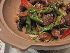 -辛香味烧鱼馆·非遗技艺·排骨红烧肉(光谷医药园店)