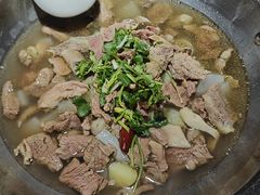 -大众跷脚牛肉馆·非遗传承单位(峨眉山店)