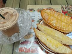 -兴华里茶记(禅城同济首店)