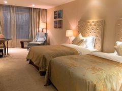 -武汉汉口火车站东方建国大酒店