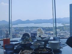 -Hi City·城市之巅