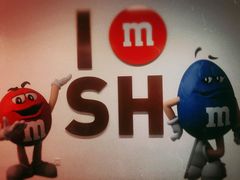 -m豆巧克力世界(上海世茂广场店)