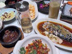 -西湖书堤(平湖八佰伴店)