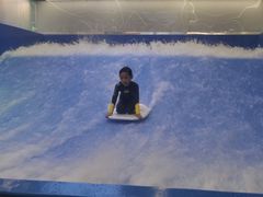 -INLANG饮浪室内冲浪(苏河湾万象天地店)