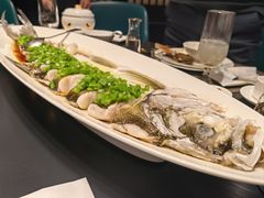 -忆江南·临江鱼馆